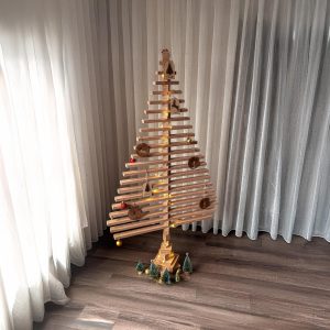 Handmade Beech Plywood Christmas Tree: Modern Eco-Friendly Decor